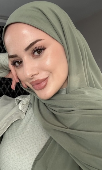 Esra✅